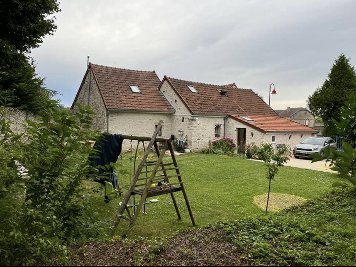 Maison dans la campagne de Reims